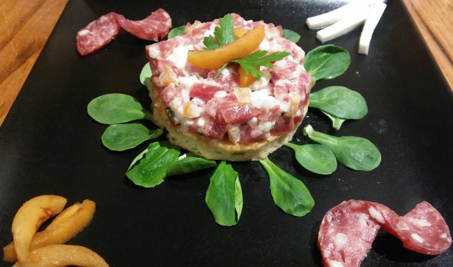 TARTAR MALAGUEÑO preparado por EL PASILLO DE JESUS